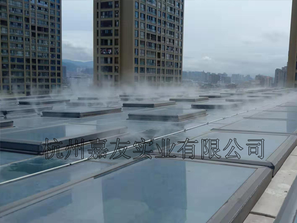 东阳银泰城商场安装“极悦注册”高压喷雾降温系统 东阳银泰城商场安装“极悦注册”高压喷雾降温系统