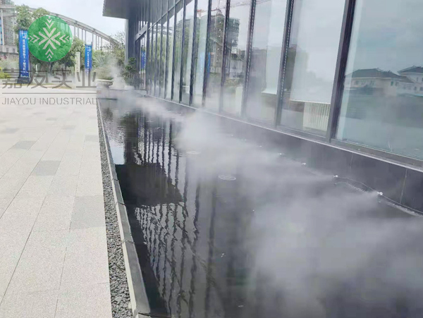 杭州极悦安装嘉兴秉易售楼部景观人造雾系统案例 杭州极悦安装嘉兴秉易售楼部景观人造雾系统案例